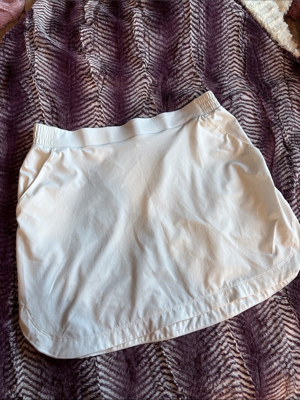 Calia White Athletic Skirt with Side Pockets SZ M